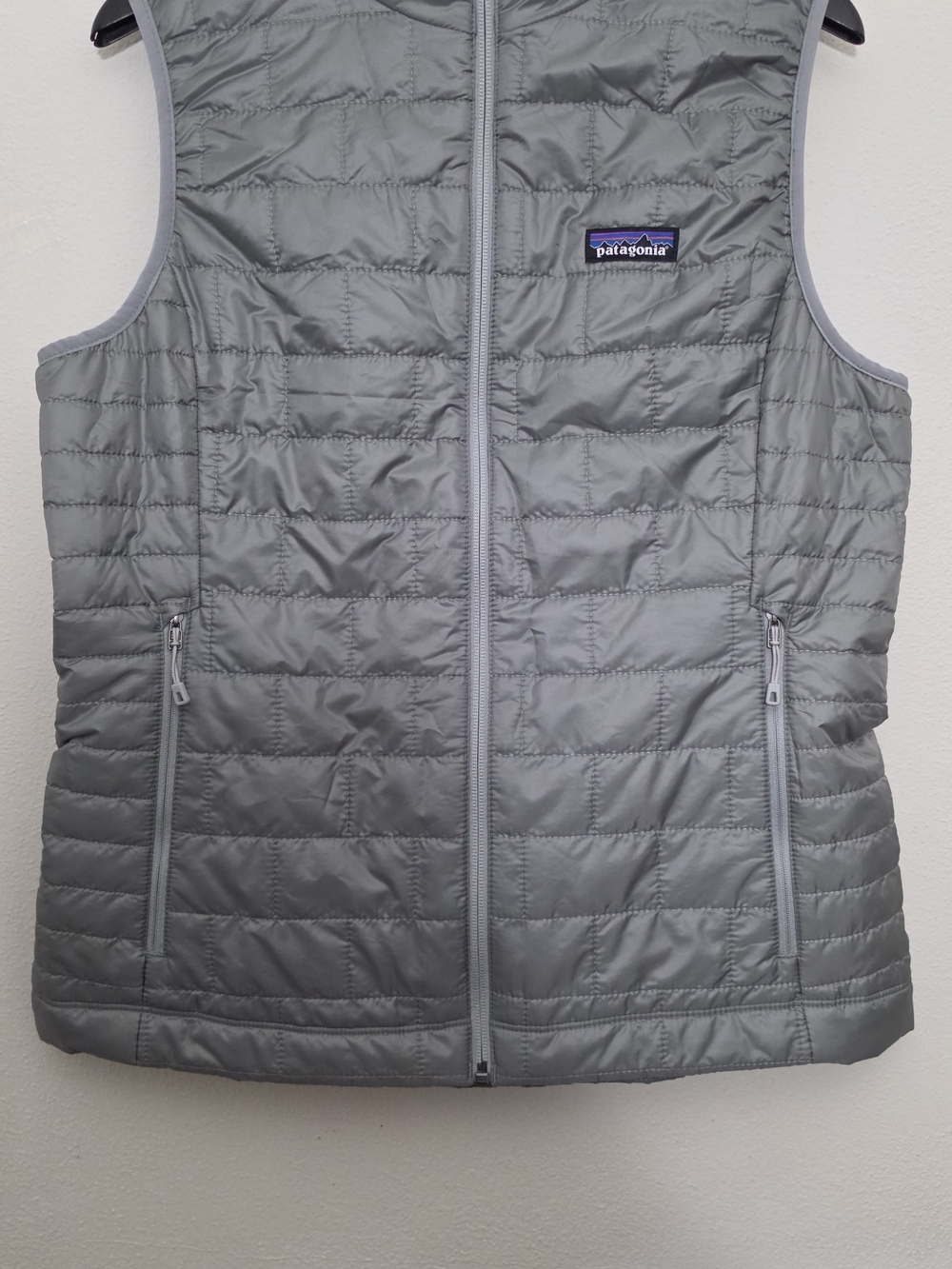 Patagonia Women’s Nano Puff Vest Gray Silver PrimaLoft Size Medium